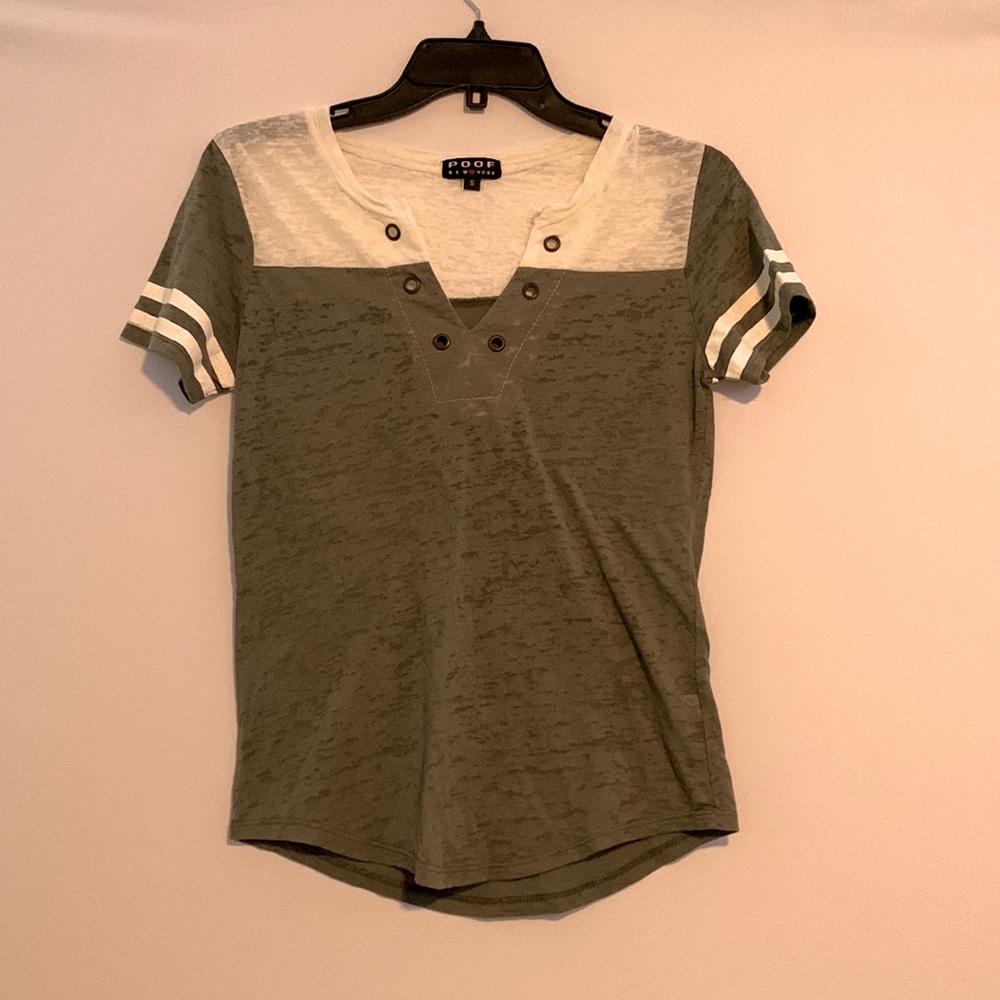 Green wave design size s juniors